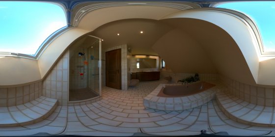 Play 'VR 360° - 6840_Littastrasse43