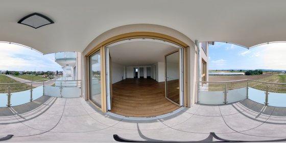 Play 'VR 360° - Meißenheim Kürzell Dreizimmer Wohnung OG