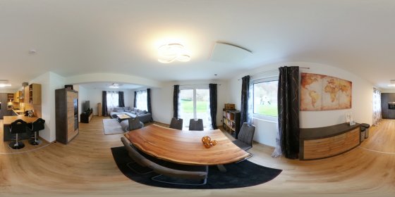 Play 'VR 360° - Haus Ossiach