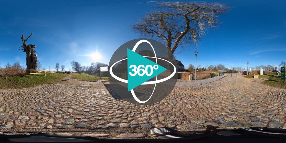 Play 'VR 360° - Final - Burg Stargard - Einfache Sprache