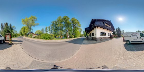 Play 'VR 360° - Schweizerhaus