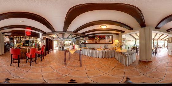 Play 'VR 360° - Schweizerhaus