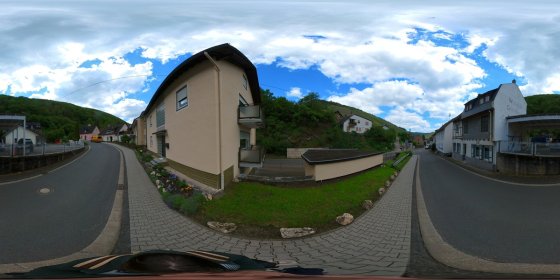 Play 'VR 360° - Bacharach Tour Natur entdecken