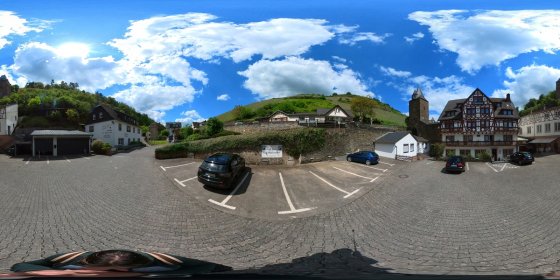 Play 'VR 360° - Bacharach Tour Natur entdecken