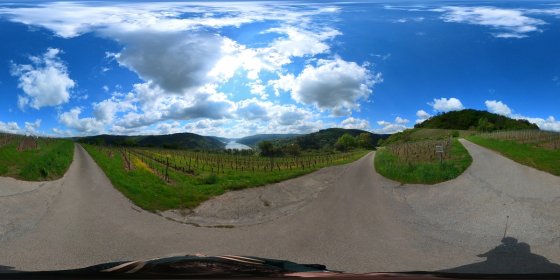 Play 'VR 360° - Bacharach Tour Natur entdecken