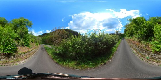 Play 'VR 360° - Bacharach Tour Natur entdecken