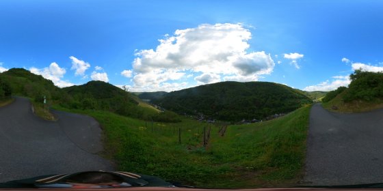 Play 'VR 360° - Bacharach Tour Natur entdecken