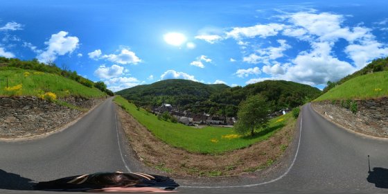 Play 'VR 360° - Bacharach Tour Natur entdecken