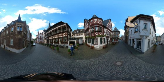 Play 'VR 360° - Bacharach Tour Natur entdecken