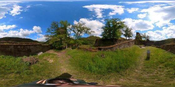 Play 'VR 360° - Bacharach Tour Natur entdecken