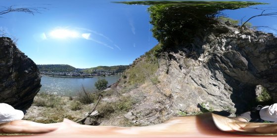 Play 'VR 360° - Kaub Weinbergshaeuschen