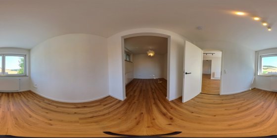 Play 'VR 360° - !WOW! Einzigartiges Traumhaus mit Panoramablick