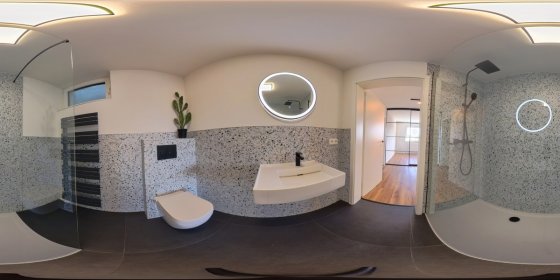 Play 'VR 360° - !WOW! Einzigartiges Traumhaus mit Panoramablick