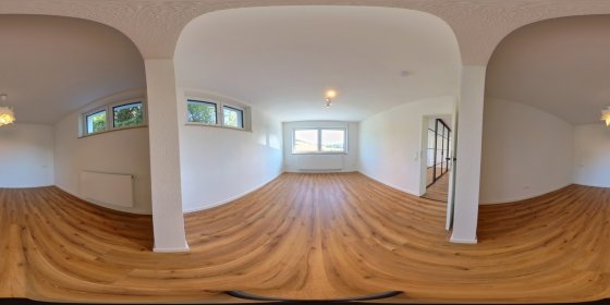 Play 'VR 360° - !WOW! Einzigartiges Traumhaus mit Panoramablick