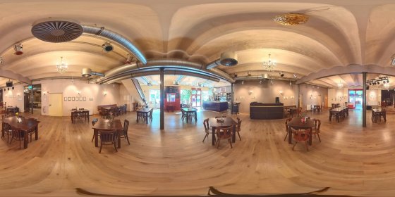 Play 'VR 360° - Café Ada