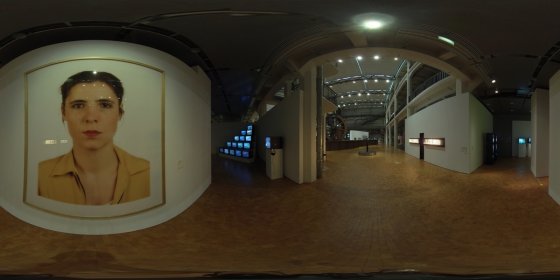 Play 'VR 360° - Writing the History of the Future | ZKM